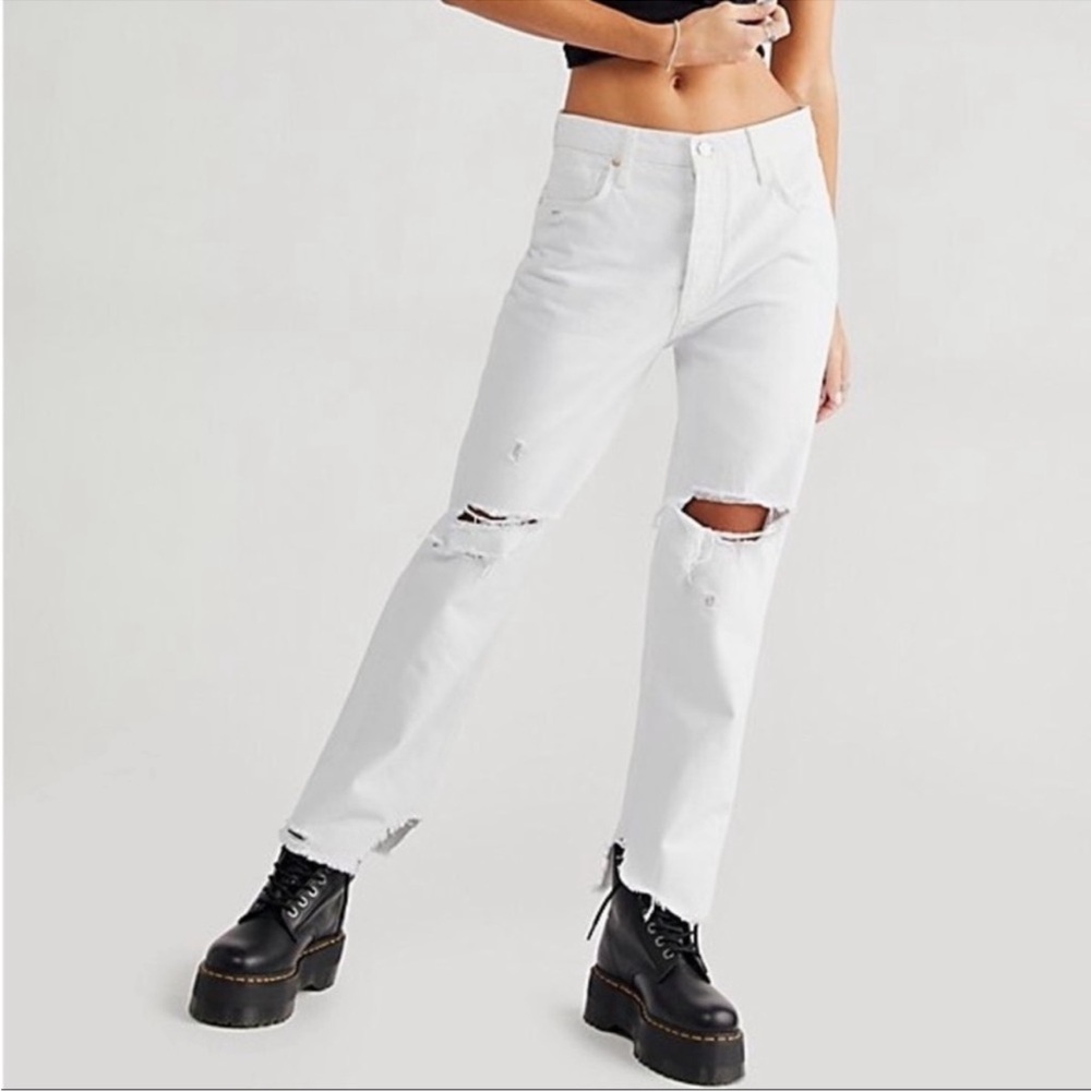NWT We the Free tapered boyfriend white button fly jeans 24